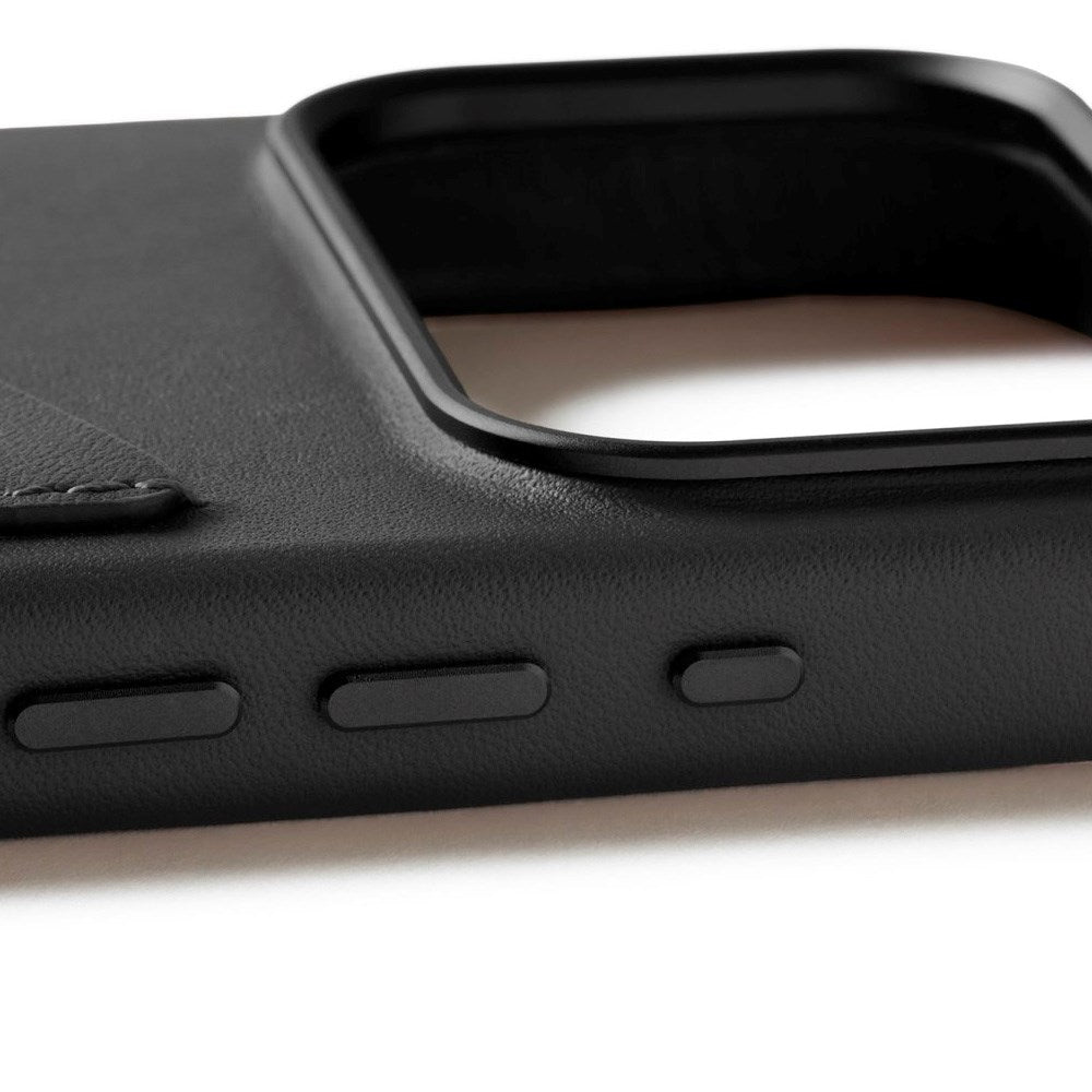 Mujjo iPhone 17 Pro Wallet Leather Case - MagSafe Compatible - Black