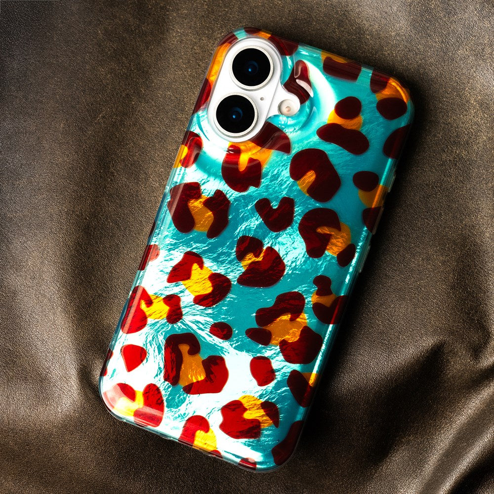 iPhone 16 Flexible Plastic Case - Cheetah
