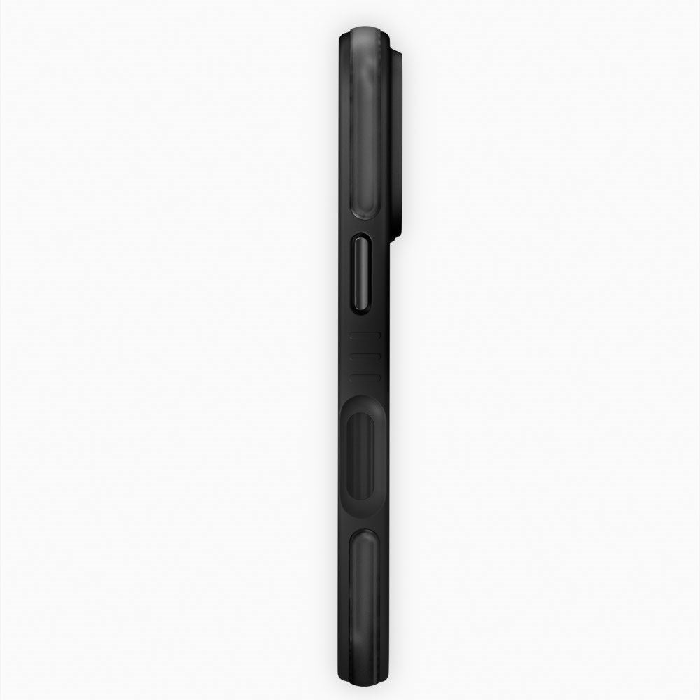 iPhone 18 Pro / 17 Pro iDeal Of Sweden Ideal Bumper Case - MagSafe Compatible - Black