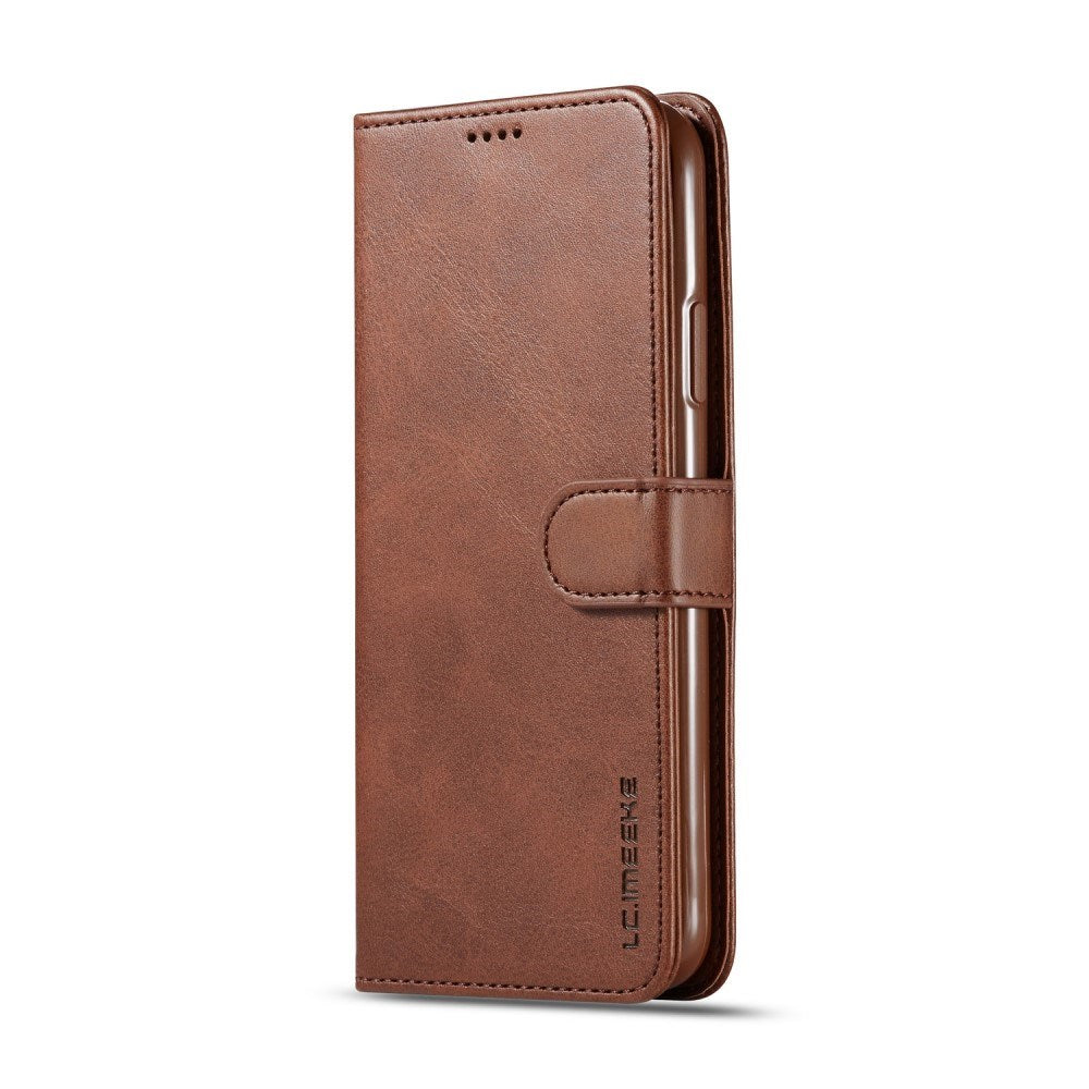 iPhone 11 Pro Max Faux Leather Flip Case with Cardholder & Stand Function - Dark Brown