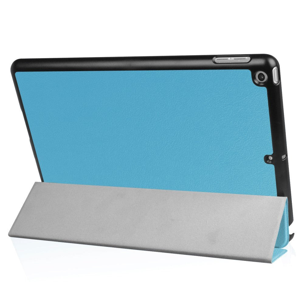 iPad (2018) / iPad (2017) Tri-Fold Leather Case Light Blue