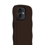 Holdit iPhone 12 / 12 Pro Wavy Cover - Chocolate