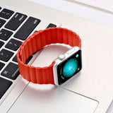 Lippa Apple Watch (42/44/SE/45/46/49mm) Magnetic Silicone Strap - Red