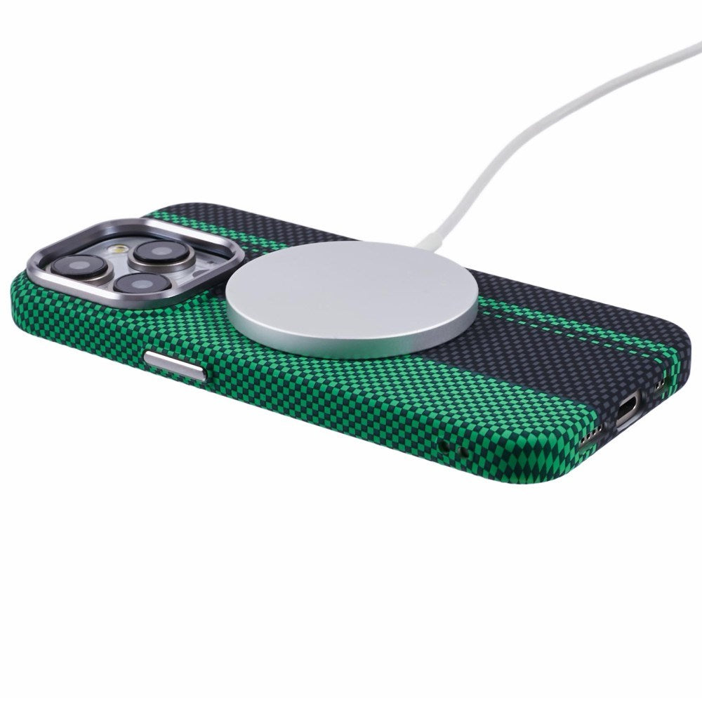 EIDERWOOD Patterned Carbon Case - iPhone 13 Pro - MagSafe Compatible - Green/Black