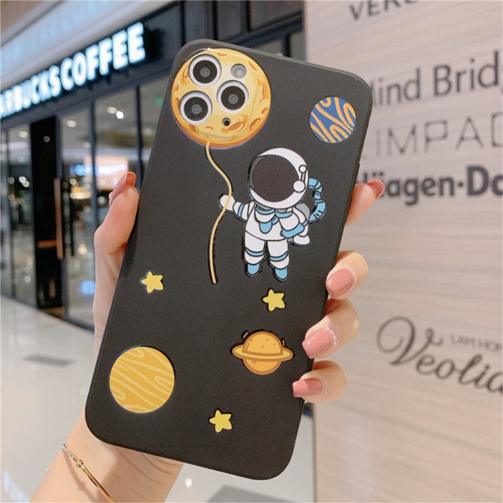 iPhone 14 Pro Max Flexible Case of Plastic w. Print - Astronaut in Space / Black