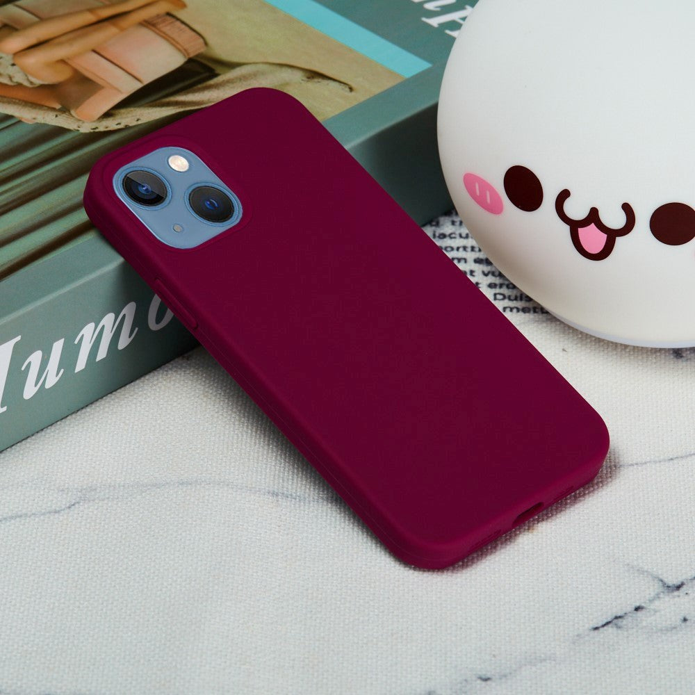 iPhone 15 Silicone Case - Wine Red