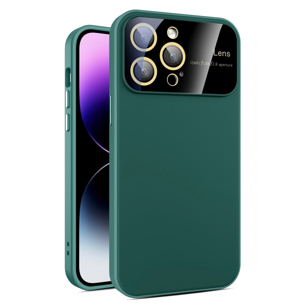 iPhone 15 Pro Hybrid Plastic Case w. Built-in Camera Protector - Green