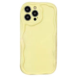 iPhone 15 Pro Flexible Plastic Case w. Wavy Edges - Yellow