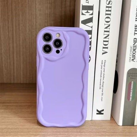 iPhone 15 Pro Max Flexible Plastic Case w. Wavy Edges - Purple