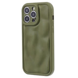 iPhone 15 Pro Flexible Plastic Case w. Wave Design - Mat Green