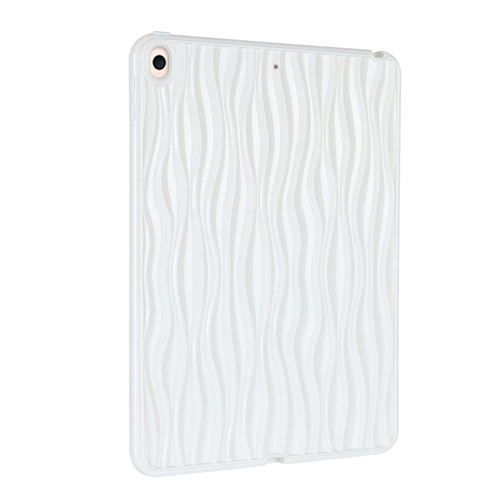 iPad Pro 11" (2022 / 2021 / 2020 / 2018) Flexible Plastic Case - Wavy Design - White