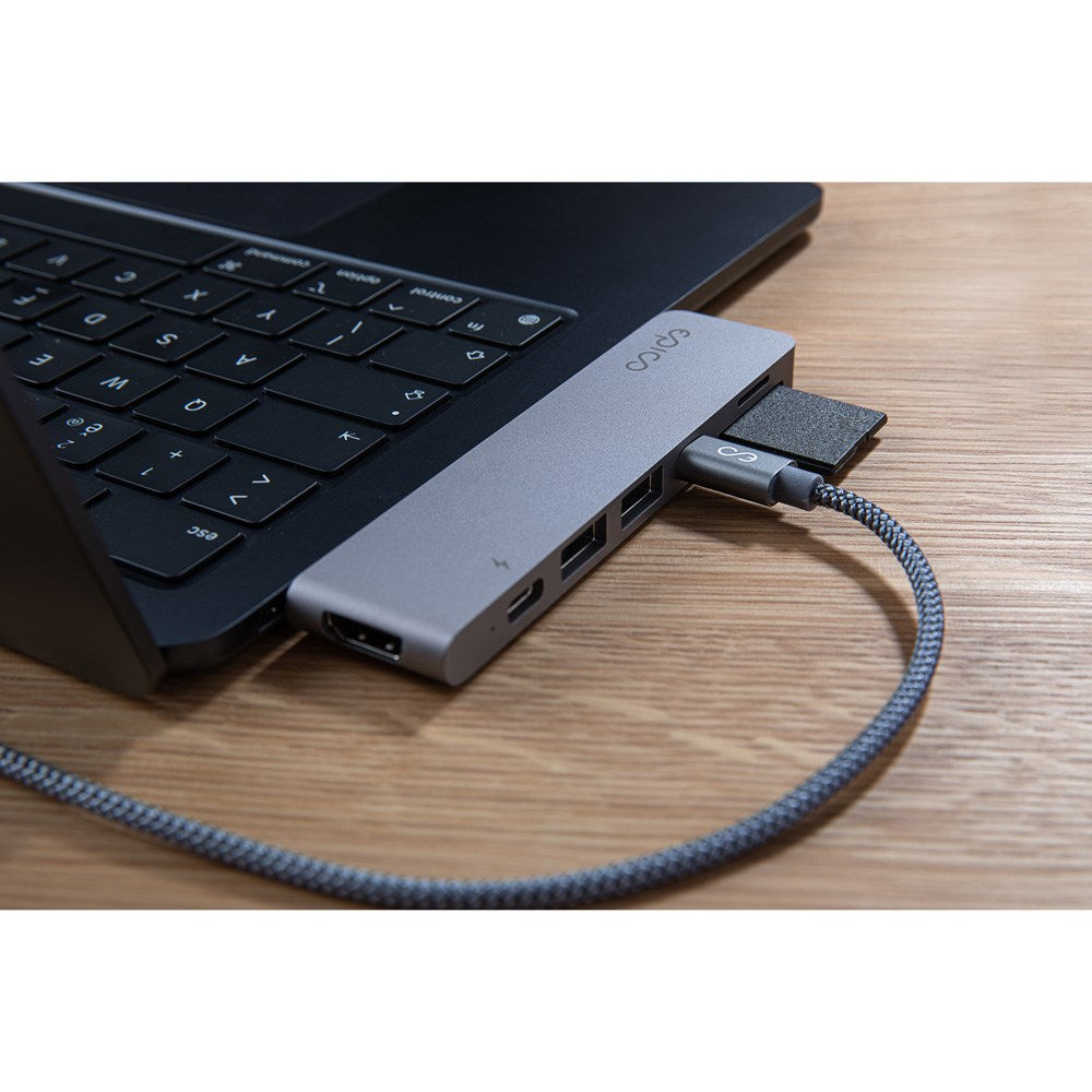 Epico 4K USB-C Hub Pro - Space Grey