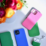 Holdit iPhone 12 / 12 Pro Soft Touch Silicone Case - Bright Pink