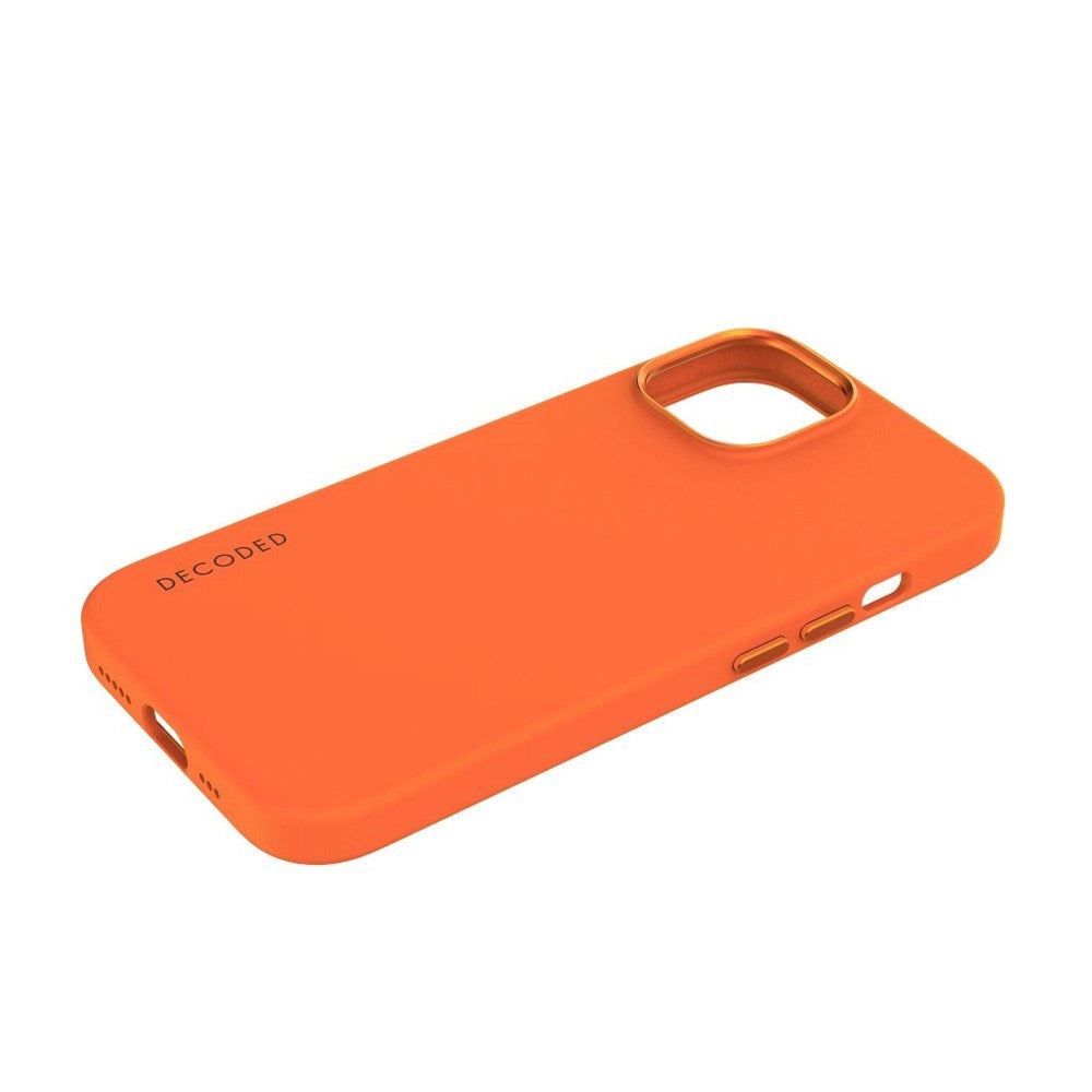 Decoded iPhone 15 AntiMicrobial Silicone Case - MagSafe Compatible - Apricot