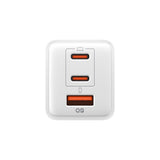 Spigen Essential 47W Wall Charger med 2 x USB-C & 1 x USB-A - White