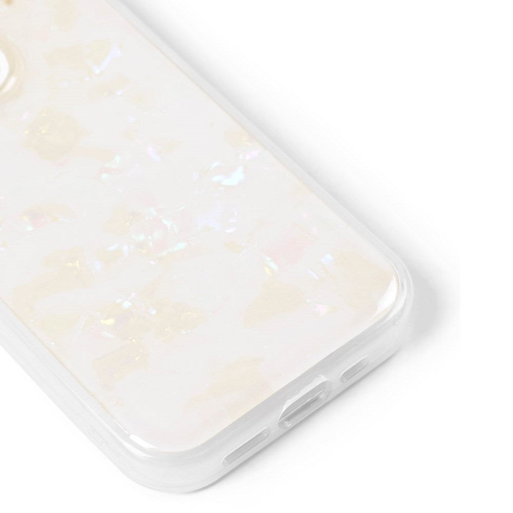 iDeal Of Sweden iPhone 15 Pro Pearlized Case - White