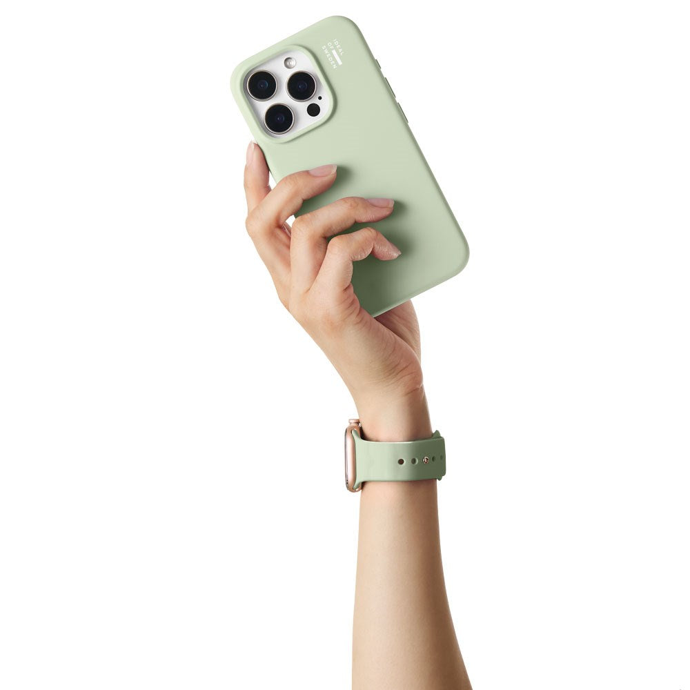 Apple Watch (38/40/SE/41/42mm) iDeal of Sweden Silicone Watch Strap - Size M/L - Sage Green