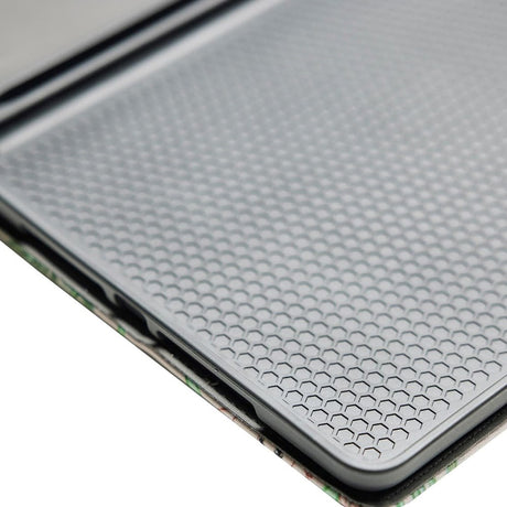 Trunk iPad 10.2" (2021 / 2020 / 2019) / Air (2019) Flip Case with Monkey Design - Brown