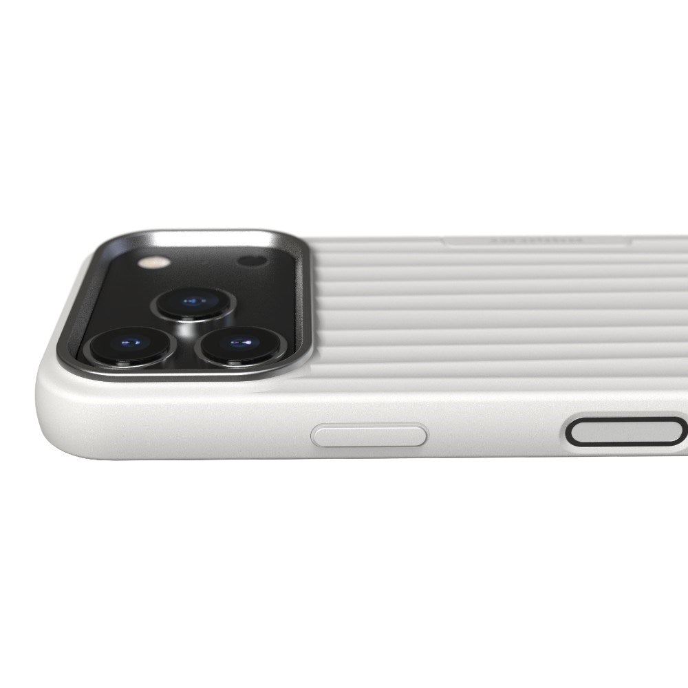 iPhone 18 Pro / 17 Pro Nudient Bold Case - MagSafe Compatible - Chalk White