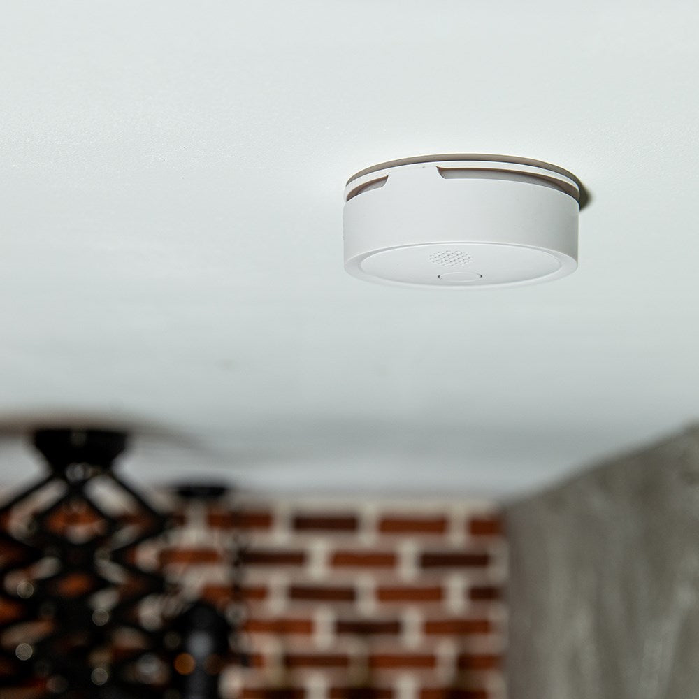 Shelly Plus Smoke Alarm - White