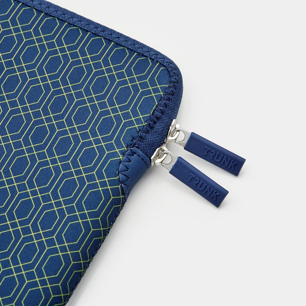 Trunk Neoprene Sleeve for MacBook 13" (30.5 x 21.5 x 1.5 cm) - Modern Navy